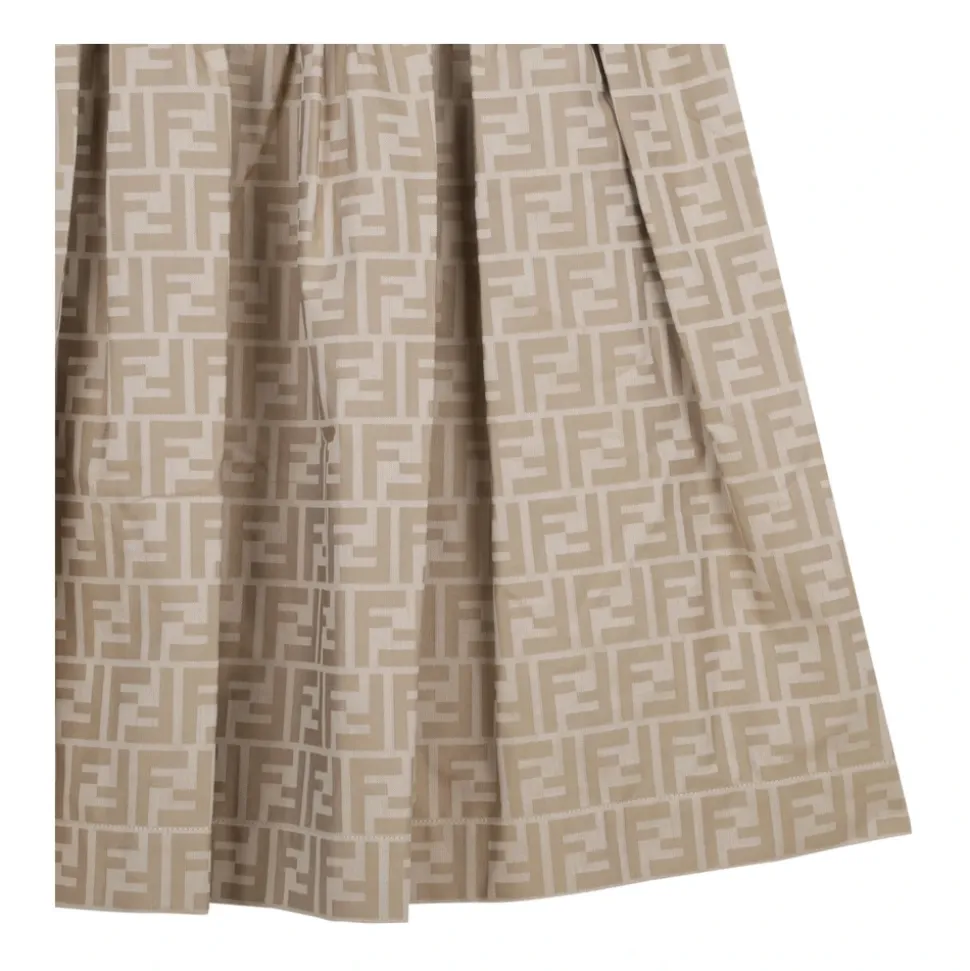 Beige og hvit jacquardkjole