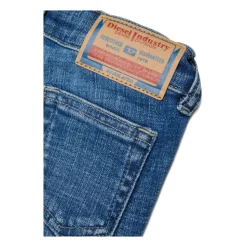 Bermuda i denim med fem lommer