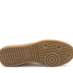 Casual Closed Sneakers
