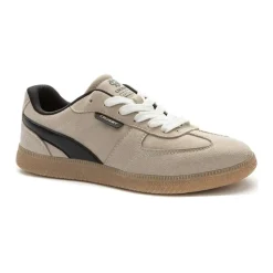Casual Closed Sneakers