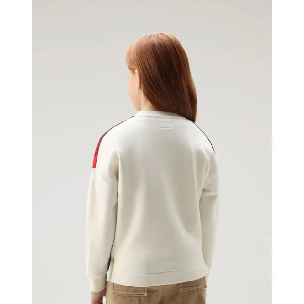 Crewneck-genser med rutete front og brodert logo