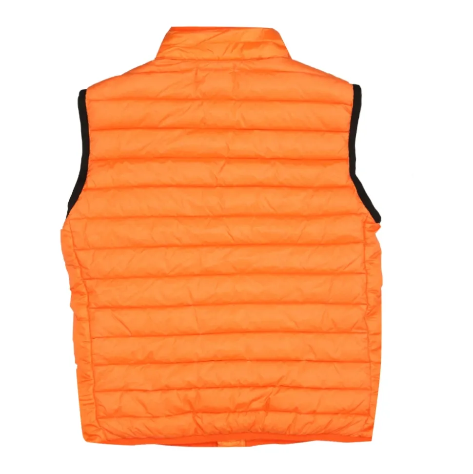 Ermeløs strikket vest