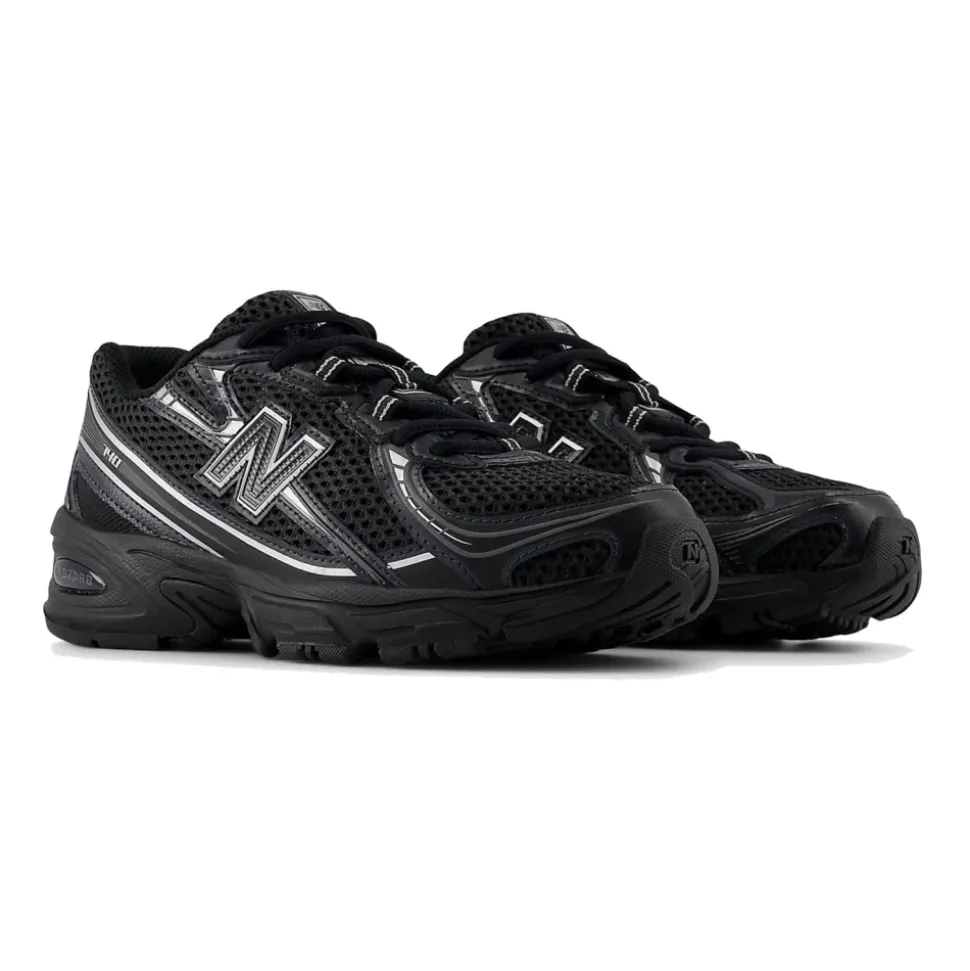740 GS Sneakers