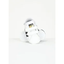 Hvite Baby Sneakers med Kontrastdetaljer