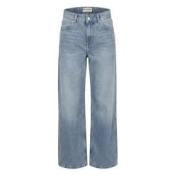 Jeans a sigaretta
