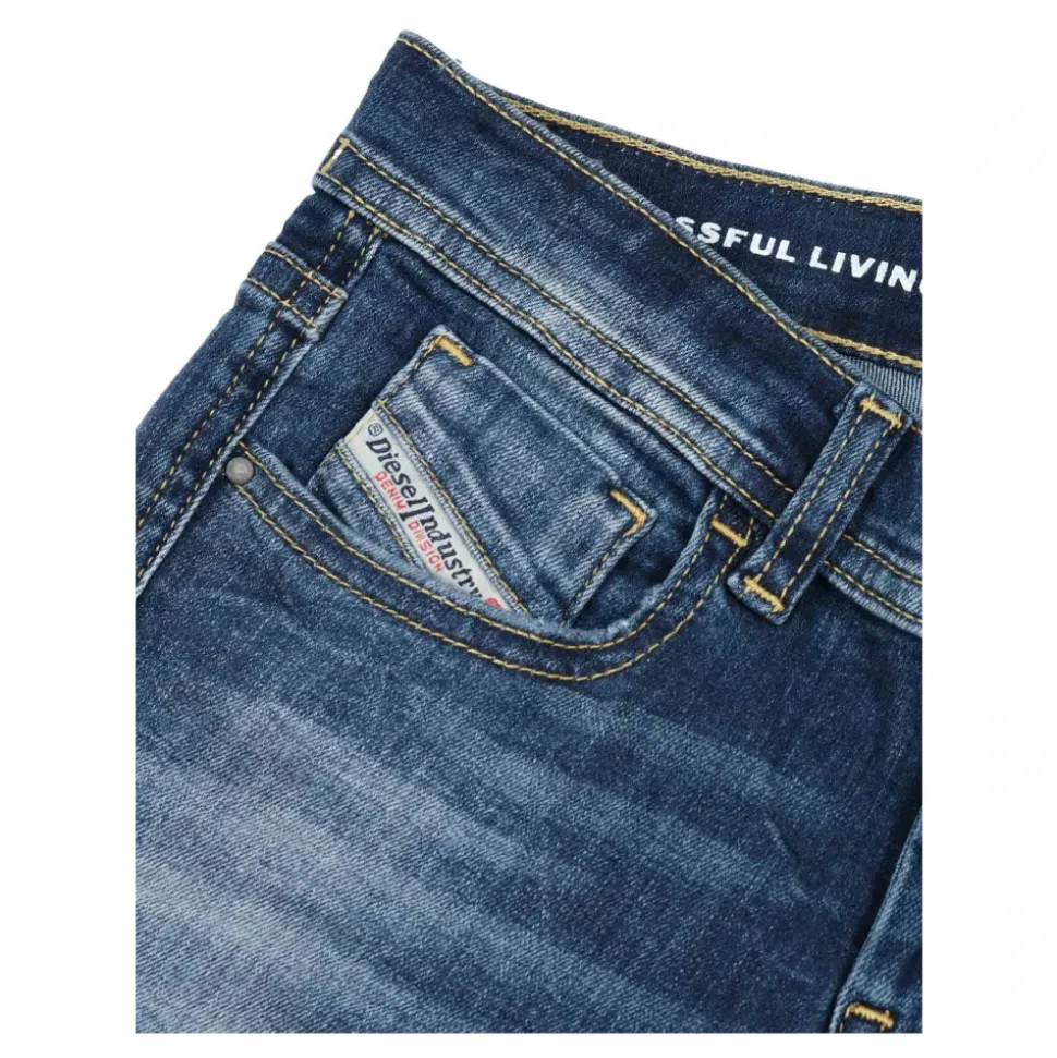 Jeans med falmet effekt