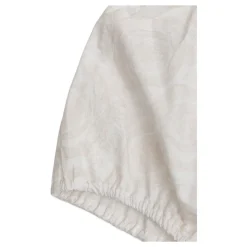 Kjole med brodert logo
