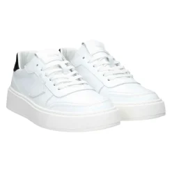 Lave sneakers