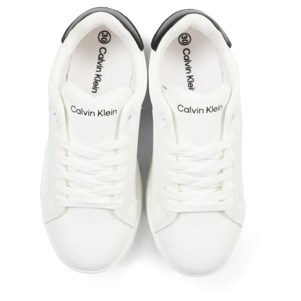 Lav modell sneaker med snøring