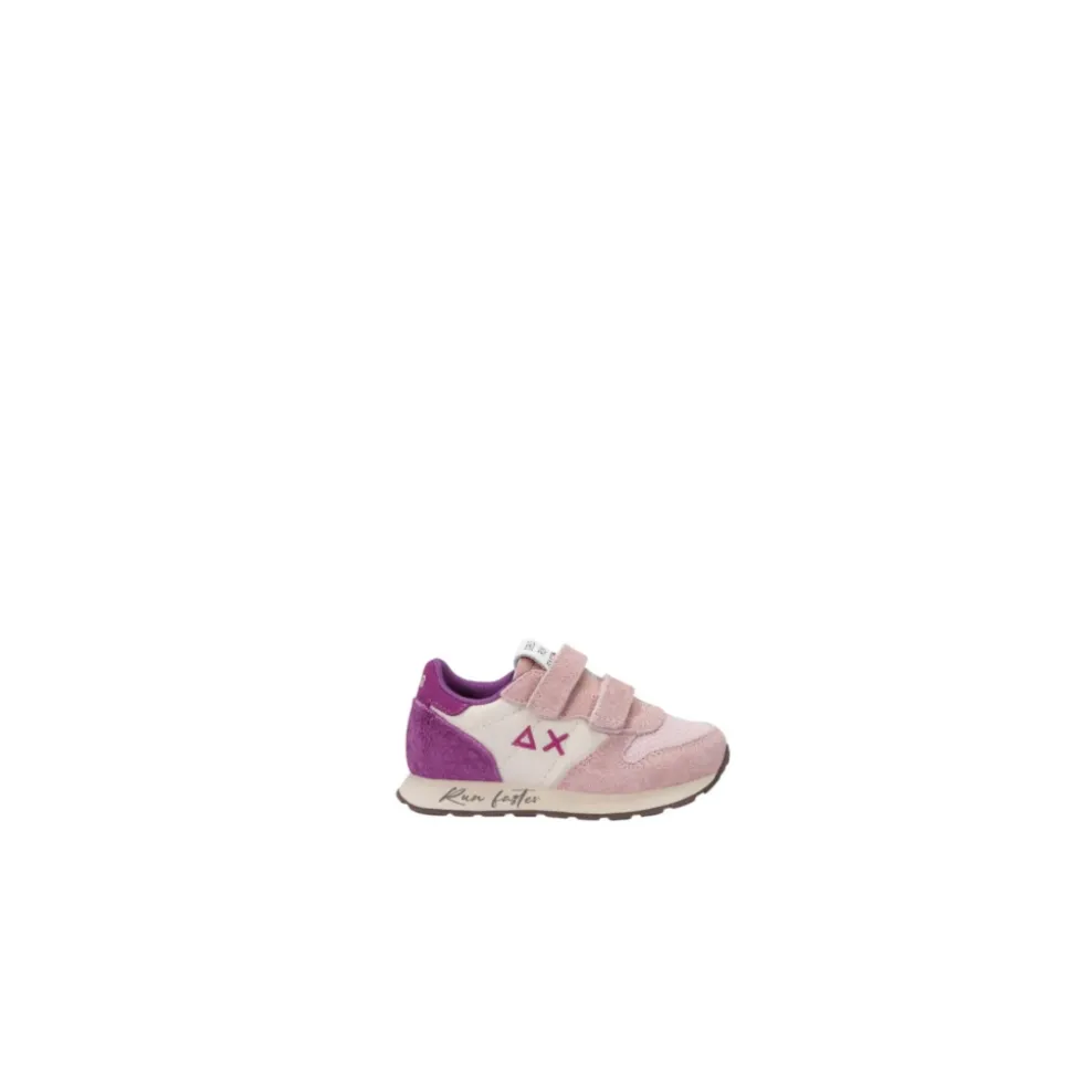 Low Top Sneakers