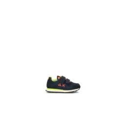 Low Top Sneakers