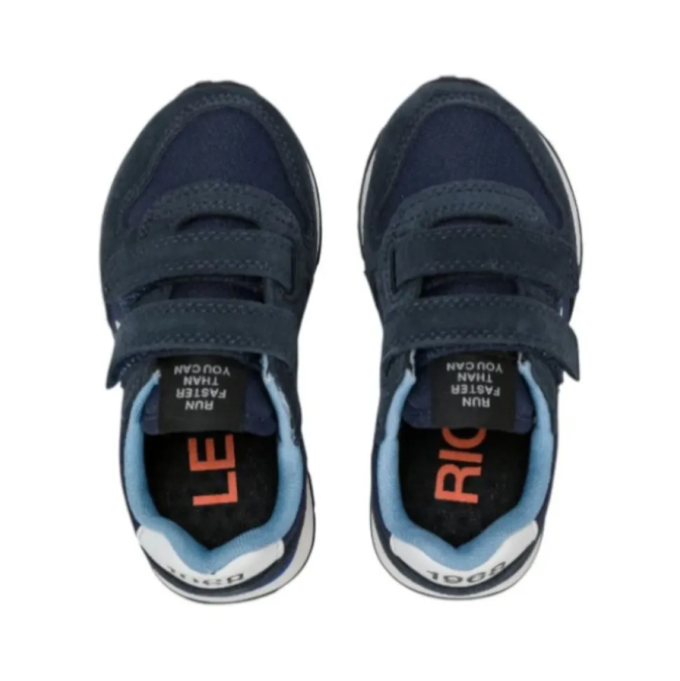 Low Top Sneakers
