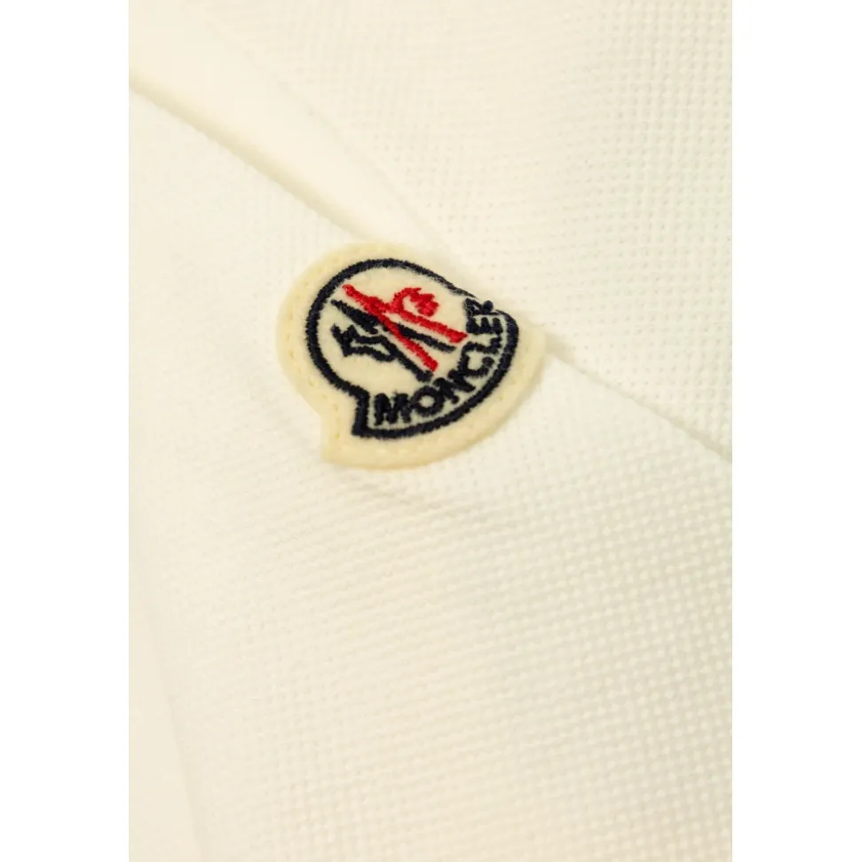 Polo med logo
