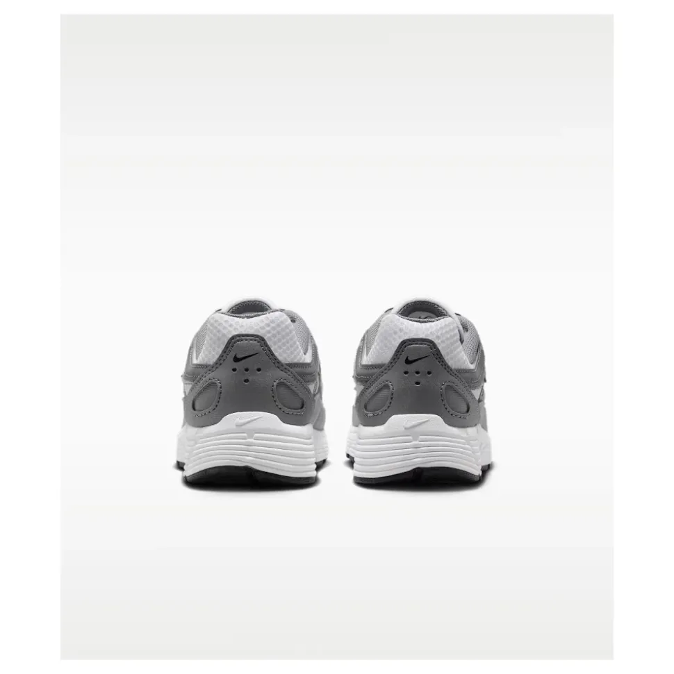 P-6000 Sneakers
