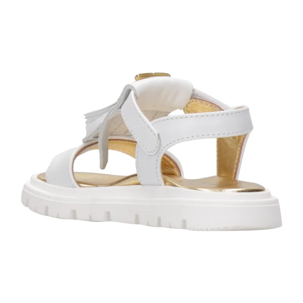 Sandaler i skinn med duskdetaljer