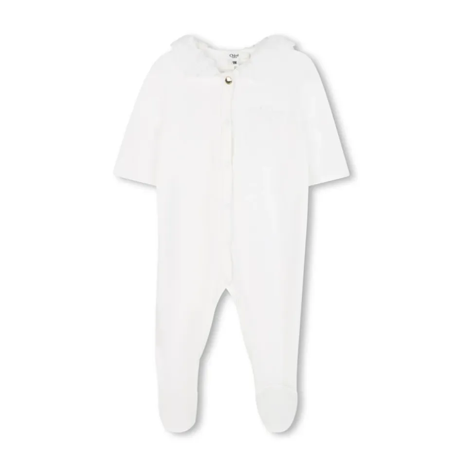 Sett med lue, smekke og fotte onesie med blondekant