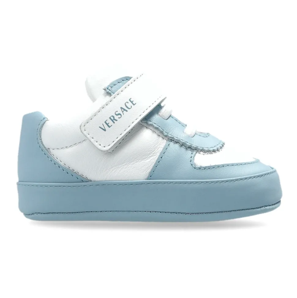 Skinn Sneakers