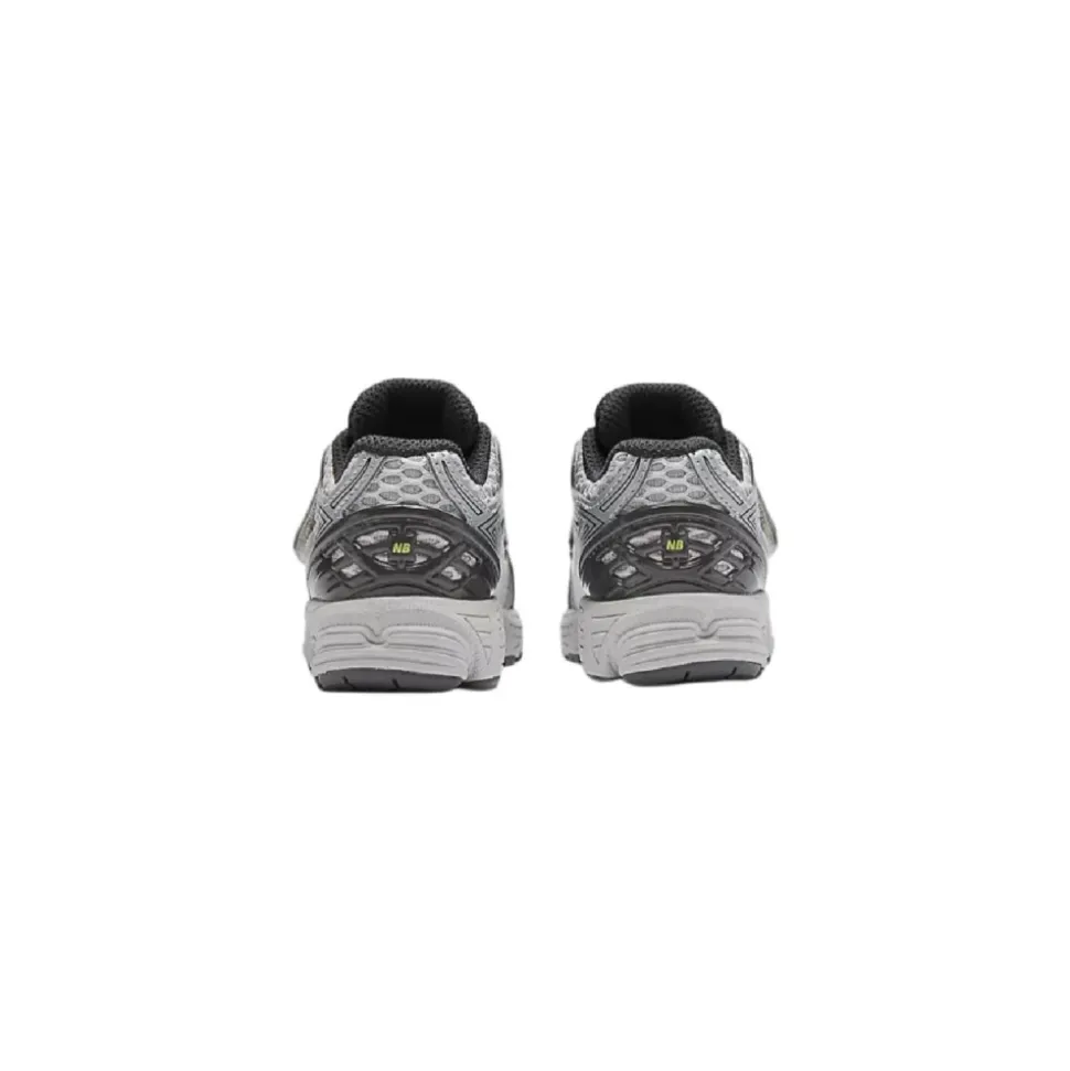 1906 Sneakers