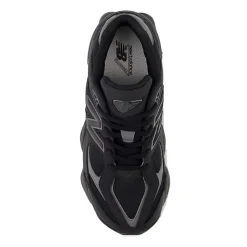 9060 Sneakers