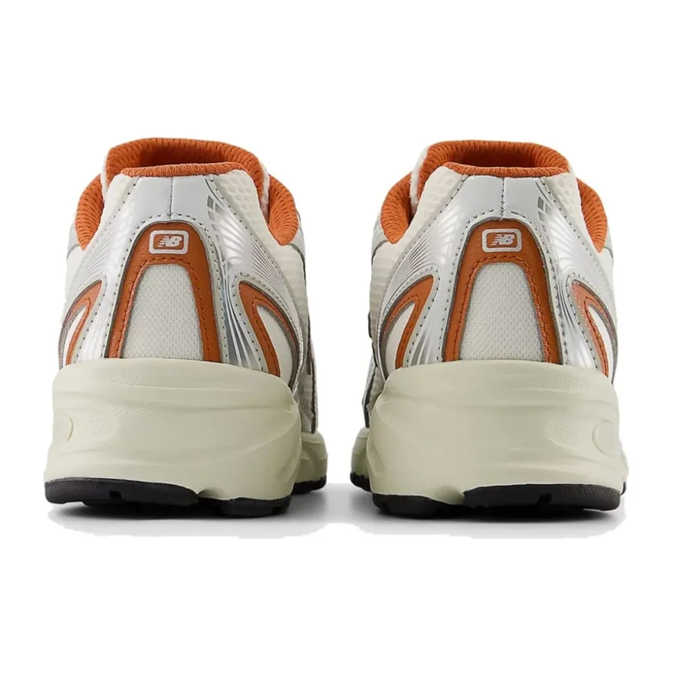 740 Sneakers