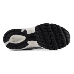 740 Sneakers
