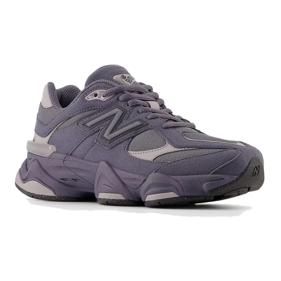 9060 Sneakers