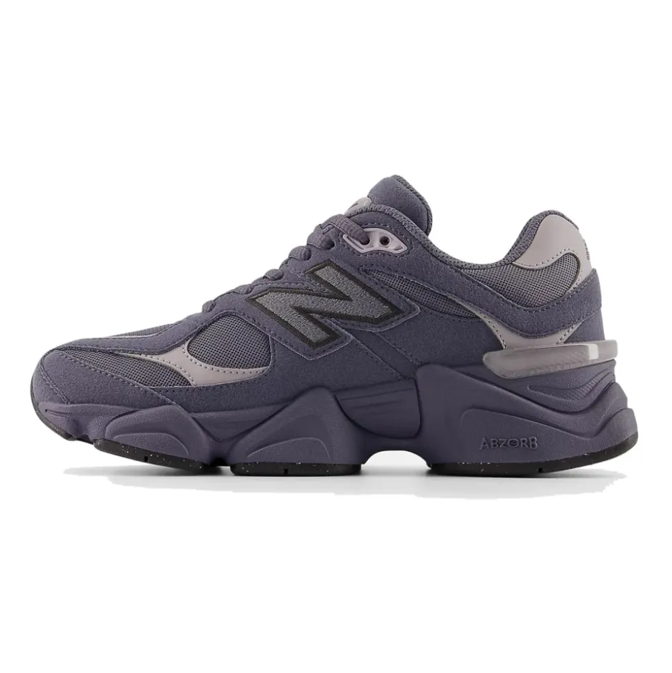 9060 Sneakers