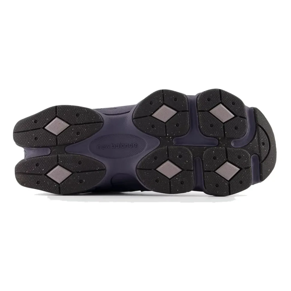 9060 Sneakers