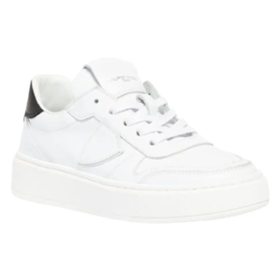 Temple Sneaker