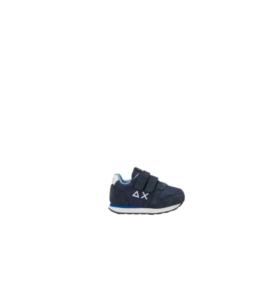 Tom Solid Sneaker