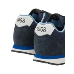 Tom Solid Sneaker
