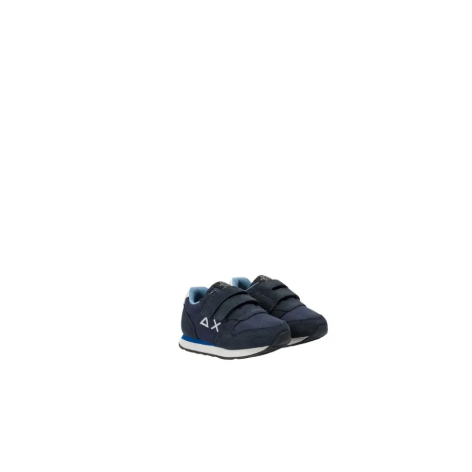 Tom Solid Sneaker