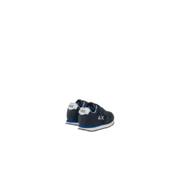 Tom Solid Sneaker