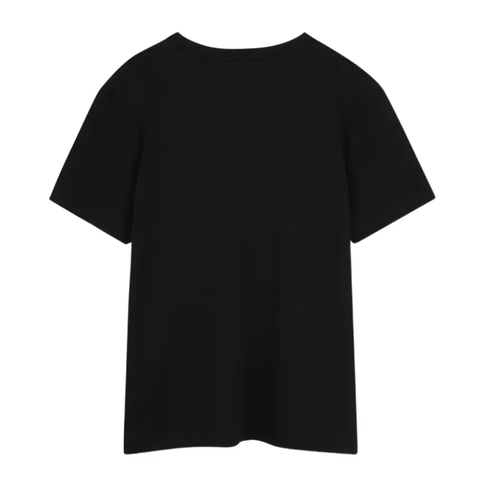 T-skjorte med brodert logo på brystlomme