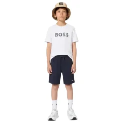 T-skjorte og shortssett