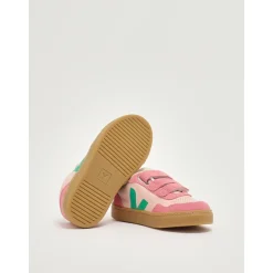 V-90 Sneaker