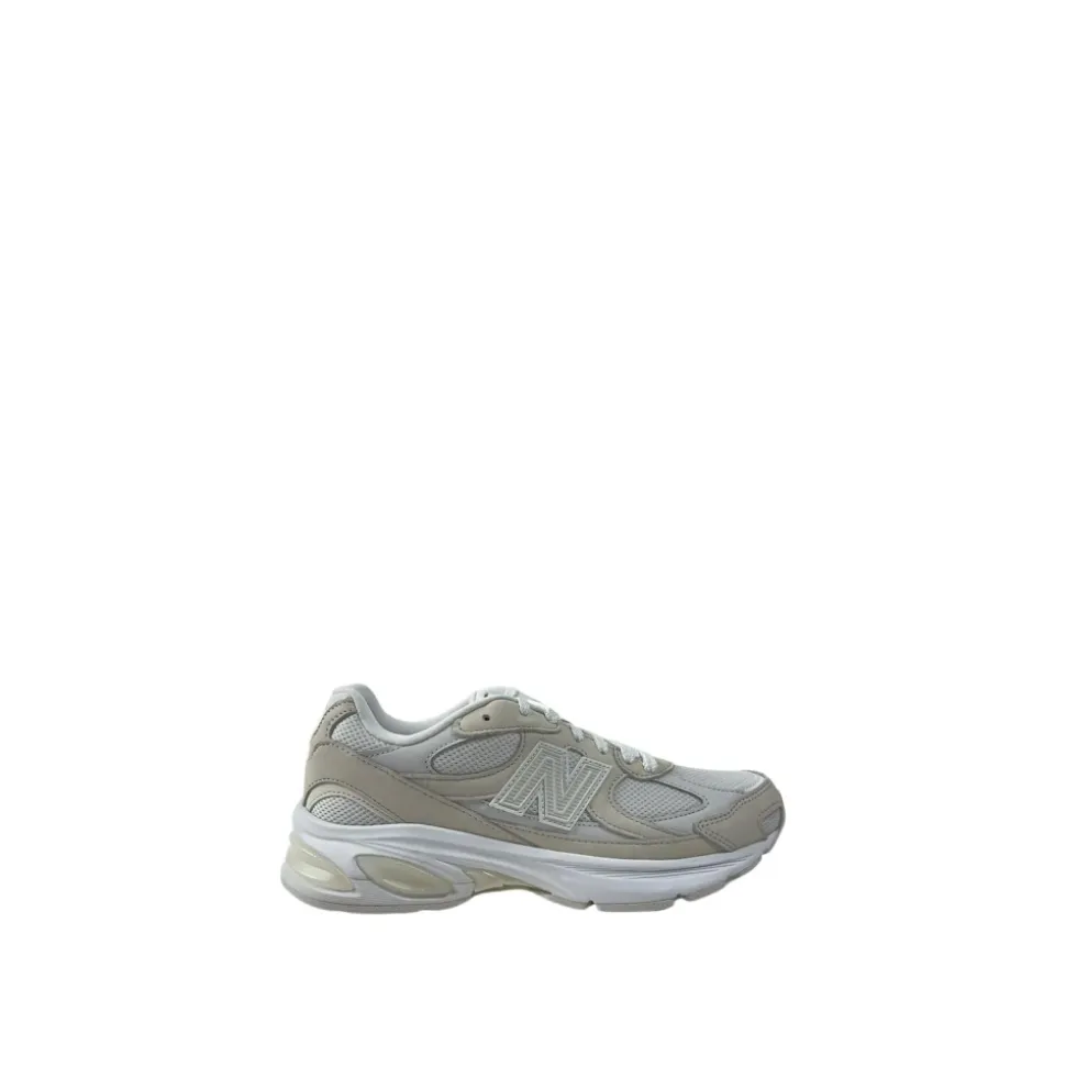 2010V Sneakers