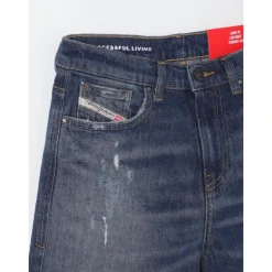 Wide Leg Distressed Jeans
